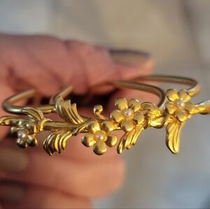 Avigail Adam Forget Me Not Floral Hair Prong Comb